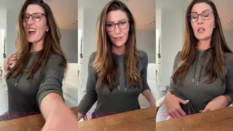 Amber Hahn Nude Titty Reveal OnlyFans Video Leaked