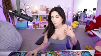 Alinity Stripping Naked PPV OnlyFans Video Leaked