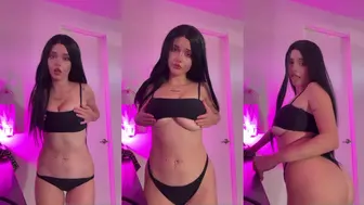 Burch Twins Julia Nude Solo Teasing OnlyFans Video Leaked