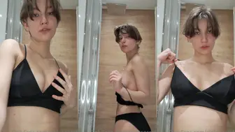 Itsalekscole Bathroom Strip OnlyFans Video Leaked