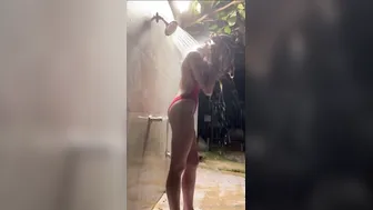 Lil Tay Night Shower Video Leaked