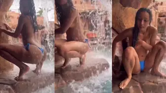 Rubi Rose Topless Rain Fall OnlyFans Video Leaked