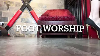 Rebecca Goodwin Foot Worship OnlyFans Video Leaked