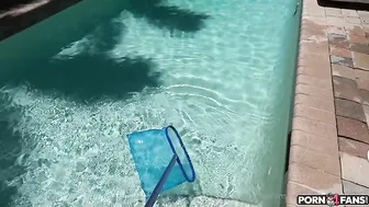 Ambie Bambie Nude Poolboy Blowjob OnlyFans Video Leaked