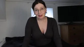 Bettie Bondage Saves The Nerd