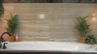 Bigtittygothegg Bathtub Teasing OnlyFans Video Leaked