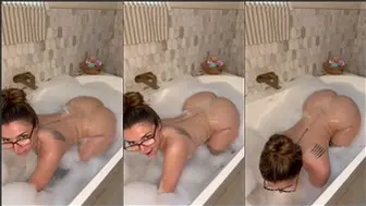 Lilith Cavaliere Nude Wet Bathtub Show Video Leaked