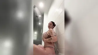 Lexicgoldberg Onlyfans Lingerie Bath Video leaked