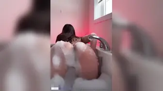 Louisa Khovanski Onlyfans Naked Soapy Bathtub Tease Video Leaked