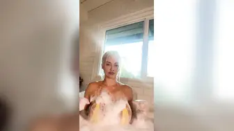 Lindsey Pelas Onlyfans Topless Bath Tease Video Leaked