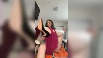Liiias Naked Pussy Rub On Chair Fansly Video Leaked