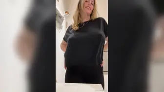 Diora Baird Onlyfans Boob Tease With Hard Nipple PPV VIdeo Leaked