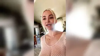 Lindsey Pelas Onlyfans Topless Drunk Boob Play Livestream Video Leaked