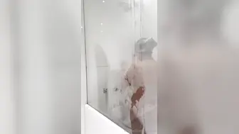 Mia Khalifa Onlyfans Naked Bath Tease Happy Life Livestream Video Leaked