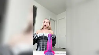 Spider-Woman Vega Thompson Rides An Alien Dildo Onlyfans Video Leaked
