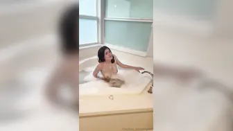 Megnut Aka Megan Guthrie Nude Bathtub Seduction Video Leaked