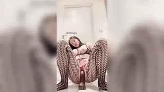 Okichloeo Aka Chloe Rannoch Onlyfans Dildo Ride In Fishnet Selfie Video Leaked