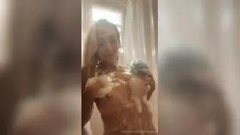 Brooke Marks Wet Pussy Orgasm in Bath Tub Onlyfans Selfie Leaked