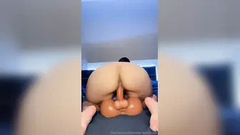Strawberrytabby Naked Fuck Ride On Her Torso Dildo Onlyfans Leak