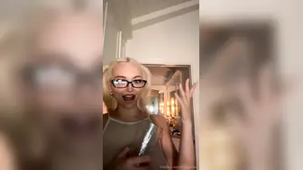 Lindsey Pelas Topless Bath Journey Vlog Onlyfans Livestream Leaked