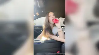 Lauren Alexis Deepthroats Red Dildo Inside Car Onlyfans Selfie Leaked