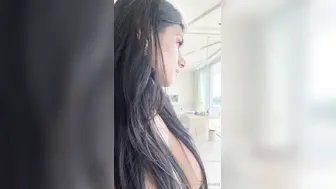 Mia Khalifa Topless Teasing While Relaxing n Smoking Onlyfans Selfie Leak