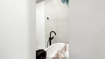 Hannah Owo Takes Shower in Bathroom While Feels So Horny Onlyfans POV Video Leaked