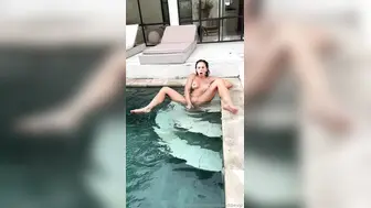 Alysha Davis Naked Masturbating In Pool Water Onlyfans Video Leaked