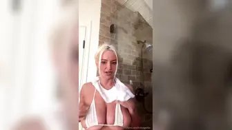 Lindsey Pelas Onlyfans Boob Squeeze With Soap Topless Livestream Video Leaked