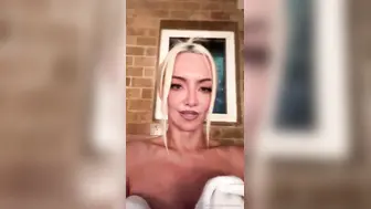 Lindsey Pelas Onlyfans Boob Squeeze With Soap Topless Livestream Video Leaked