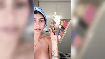 Mia Khalifa Shows Her Slutty Boobs And Pussy on Livestream Onlyfans POV Video Leaked