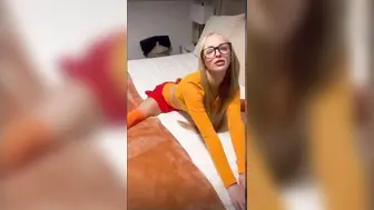 Julia Filippo Rubbing Pussy Over Bikini & Feel Horny Onlyfans Video leak