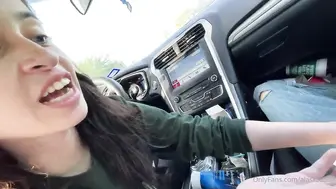 Alaska Zade Onlyfans Handjob To Boyfriend Inside Car While On Trip BG Sex Video Leaked