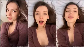 Aiwa Filming While Enjoying Orgasm Playing With Her Pussy Selfie Video Leaked