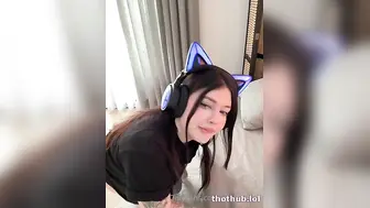 Marina Mui Onlyfans Pussy Rubbing With Dildo Hot Selfie Video Leaked