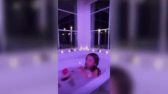 SophieRain Onlyfans Naked In Bathtub Touching Herself Hot Video Leaked