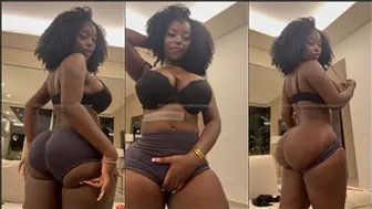 Bimbonique Bouncing Her Ebony Ass Slipping Her Panty Onlyfans Video Leaked