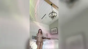 Piper Rockelle Rubbing Pussy Over Using Bikini While Bouncing her Curves leaked video