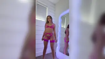 Piper Rockelle Crushing Her Ass after taking Off Her Pajama OnlyfansPOV Video Leaked