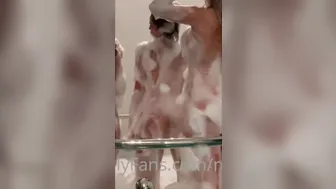 Emarrb Nude GGG Soapy Shower OnlyFans Video Leaked