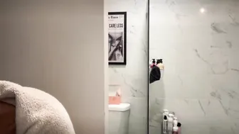 Violet Myers Nude Shower Livestream Video Leaked