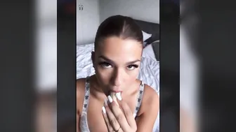 Xeniahelenaa Banana Blowjob OnlyFans Video Leaked