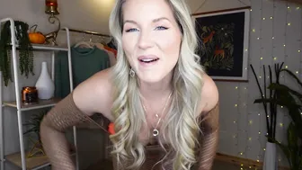 Kat Wonders Monthly Exclusive October 2020