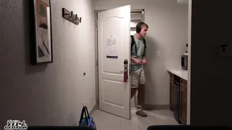 Elly Clutch Nude Hotel Room Intruder OnlyFans Video Leaked