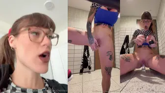 Water.Cherriess Dildo Fuck OnlyFans Video Leaked